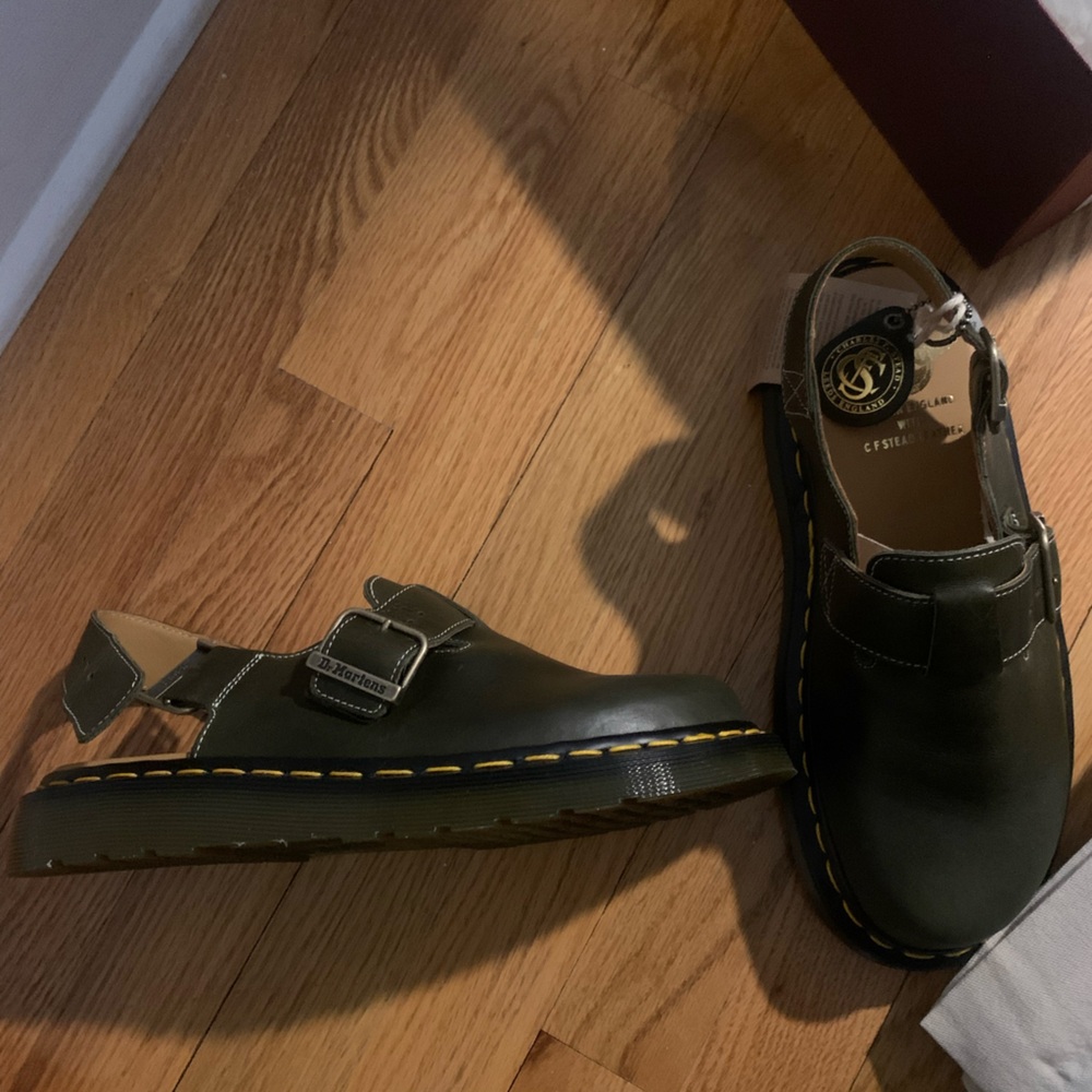 Handcrafted/Made in England Dr. Martens Jorge Leather Mules in Dark Green